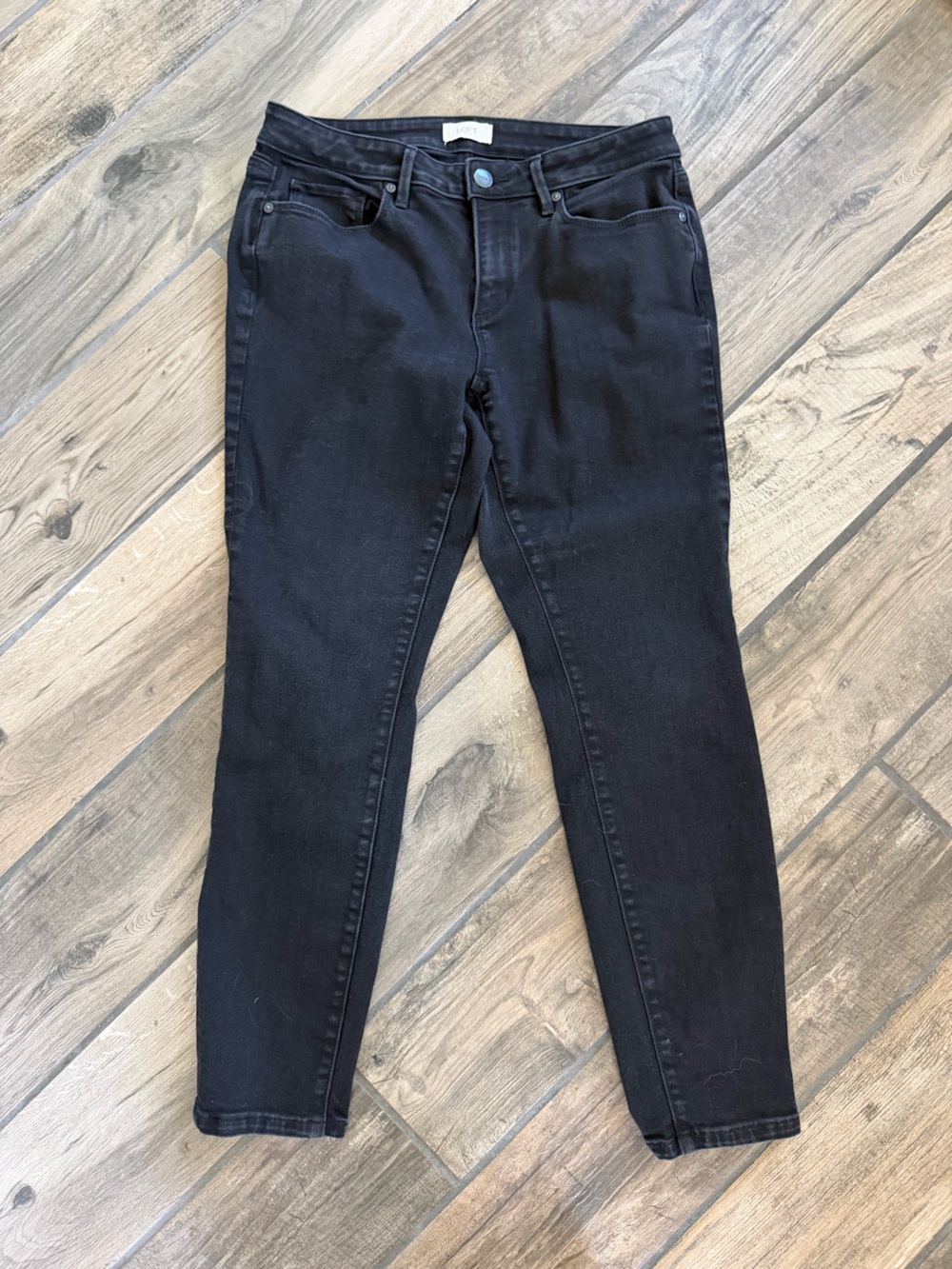 LOFT Black Slim Tapered Jeans Curvey Skinny, Size 8
